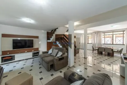 Sobrado com 4 Quartos à venda, 252m² no Parque Jabaquara, São Paulo