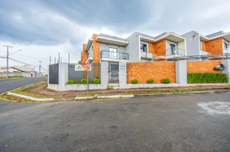Sobrado com 2 Quartos à venda, 123m² no Vila Delurdes, Campo Largo
