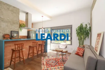 Apartamento com 2 Quartos à venda, 85m² no Vila Madalena, São Paulo