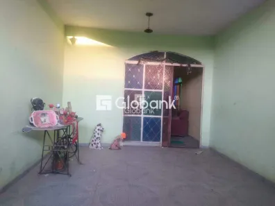 Casa com 3 Quartos à venda, 100m² no São Judas Tadeu, Montes Claros