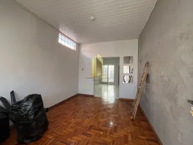 Casa com 2 Quartos para alugar, 90m² no Centro, Franca