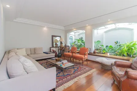 Sobrado com 4 Quartos à venda, 350m² no Pacaembu, São Paulo