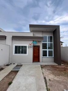Casa com 2 Quartos à venda, 70m² no Extensão do Bosque, Rio das Ostras