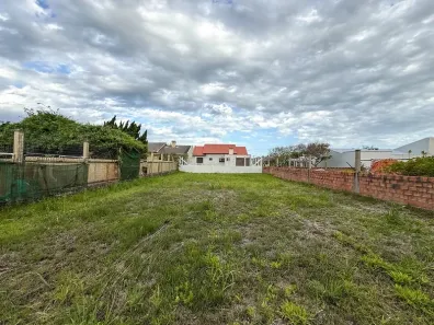 Lote/Terreno à venda, 300m² no Nordeste, Imbé
