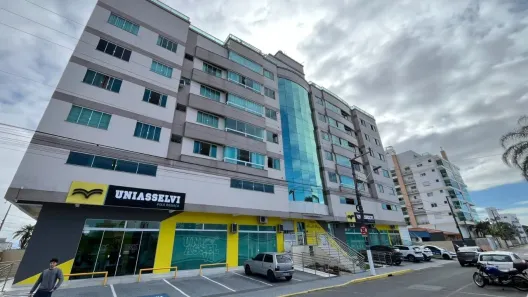 Apartamento com 3 Quartos para alugar, 95m² no Centro, Biguaçu
