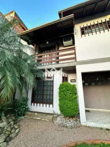 Casa com 3 Quartos à venda, 250000m² no Vila Silveira Martins, Cachoeirinha