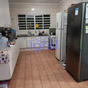 Sobrado com 3 Quartos para alugar, 174m² no Vila Guarani (Z Sul), São Paulo