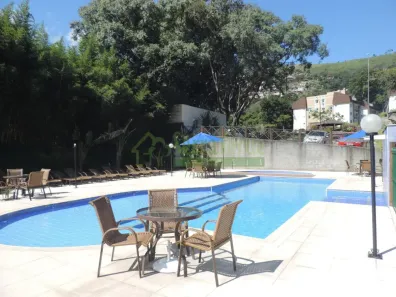 Apartamento com 2 Quartos para alugar, 70m² no Samambaia, Petrópolis