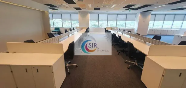 Sala Comercial para alugar, 3706m² no Vila Gertrudes, São Paulo