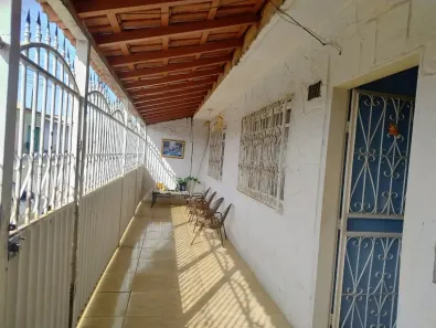 Casa com 3 Quartos à venda, 200m² no Setor Residencial Leste, Brasília