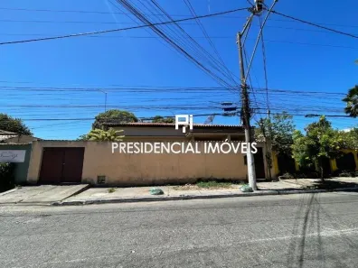 Imóvel Comercial com 6 Quartos para alugar, 450m² no São Cristóvão, Cabo Frio