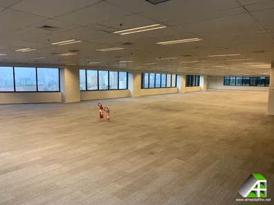 Sala Comercial com 1 Quarto para alugar, 760m² no Cidade Monções, São Paulo