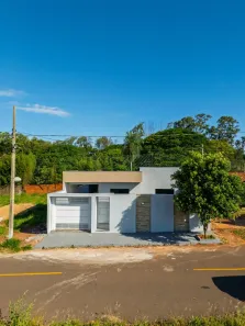 Casa com 3 Quartos à venda, 164m² no Jardim Aeroporto II, Umuarama