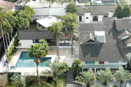 Casa de Condomínio com 4 Quartos à venda, 779m² no Arujázinho I, II e III, Arujá