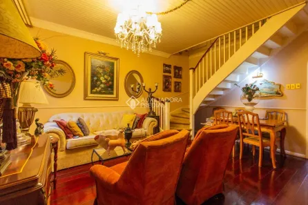 Casa com 4 Quartos à venda, 280m² no Floresta, Porto Alegre
