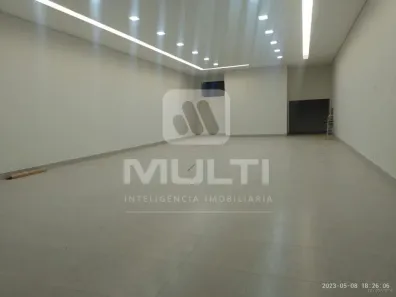 Prédio Comercial com 1 Quarto à venda, 213m² no Alto Umuarama, Uberlândia