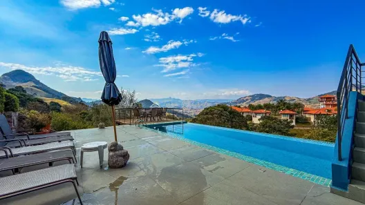 Fazenda/Sítio com 4 Quartos à venda, 49000m² no , São Bento do Sapucaí