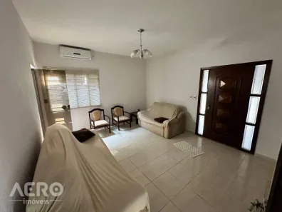 Casa com 3 Quartos à venda, 270m² no Vila Falcão, Bauru