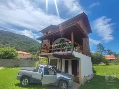 Casa com 1 Quarto à venda, 100m² no Pedro do Rio, Petrópolis