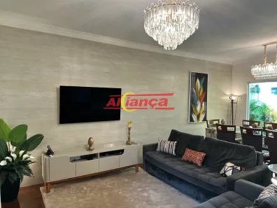 Casa com 3 Quartos à venda, 225m² no Jardim São Judas Tadeu, Guarulhos