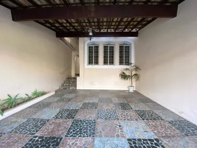Casa com 3 Quartos para alugar, 162m² no Vila São Francisco, São Paulo