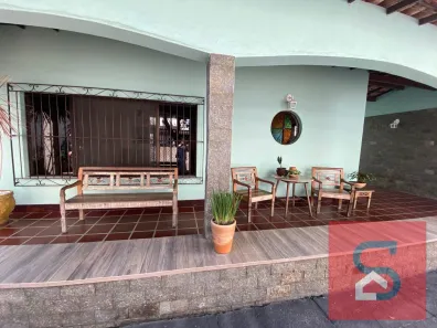 Casa com 5 Quartos à venda, 151m² no Vila Blanche, Cabo Frio