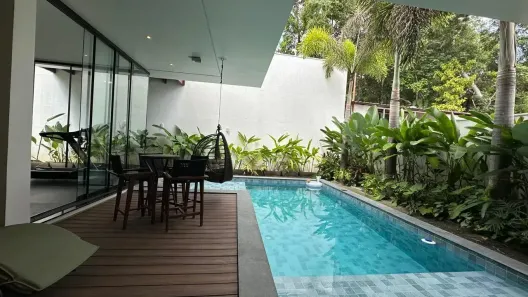 Sobrado com 3 Quartos à venda, 484m² no Ponta Negra, Manaus