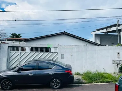 Casa com 5 Quartos à venda, 150m² no Flores, Manaus