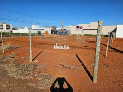 Lote/Terreno à venda, 361m² no Novo Mundo, Uberlândia