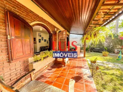 Casa com 3 Quartos à venda, 360m² no Cantagalo, Niterói