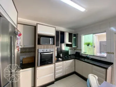 Casa com 2 Quartos à venda, 100m² no Loteamento Sumaré, Maringá