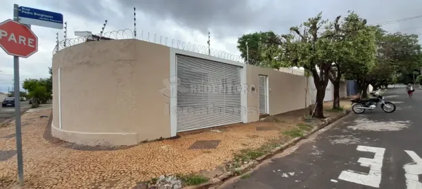 Casa com 3 Quartos para alugar, 158m² no Jardim Nazareth, São José do Rio Preto