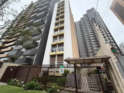 Apartamento com 2 Quartos para alugar, 81m² no Água Verde, Curitiba