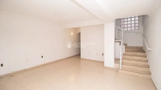 Sobrado com 3 Quartos para alugar, 180m² no Vila Floresta, Santo André