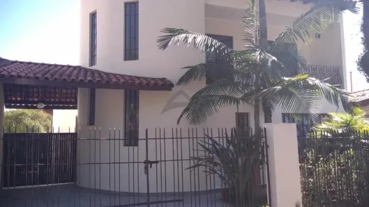 Casa com 3 Quartos à venda, 230m² no Vila Embaré, Valinhos