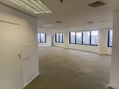 Ponto Comercial para alugar, 140m² no Barra Funda, São Paulo