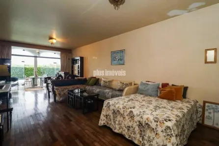Sobrado com 4 Quartos à venda, 300m² no Jardim Leonor, São Paulo