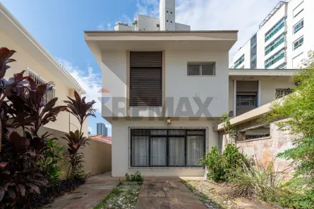 Sobrado com 4 Quartos à venda, 239m² no Santo Amaro, São Paulo