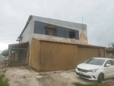 Sobrado com 2 Quartos à venda, 180m² no Santa Maria, Brasília