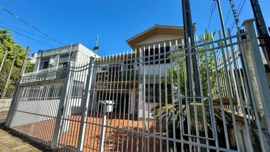Casa à venda, 350m² no Azenha, Porto Alegre
