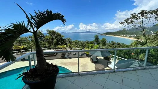Casa de Condomínio com 6 Quartos à venda, 1500m² no Praia do Estaleiro, Balneário Camboriú