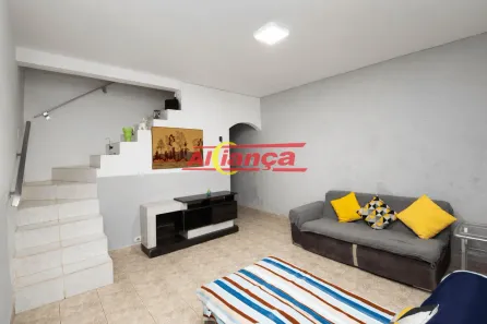 Sobrado com 4 Quartos à venda, 267m² no Vila Santa Maria, Guarulhos