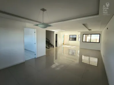 Casa de Condomínio com 5 Quartos para alugar, 315m² no Campo Comprido, Curitiba