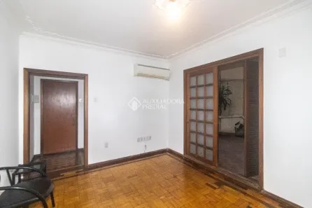 Apartamento com 3 Quartos para alugar, 110m² no Santana, Porto Alegre