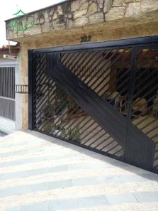 Sobrado com 3 Quartos à venda, 165m² no Parque Maria Domitila, São Paulo