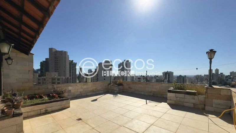 Cobertura com 4 quartos — Serra, Belo Horizonte