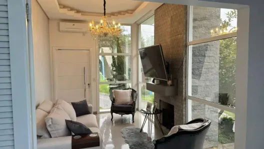 Casa de Condomínio com 4 Quartos à venda, 150m² no Hípica, Porto Alegre