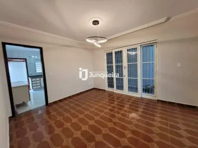 Casa com 2 Quartos à venda, 180m² no Vila Rezende, Piracicaba