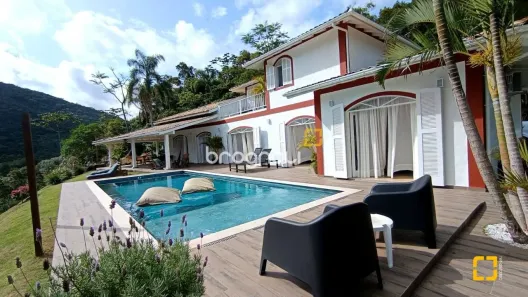 Casa com 4 Quartos à venda, 350m² no Ingleses do Rio Vermelho, Florianópolis