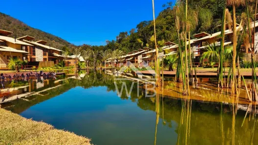Casa de Condomínio com 3 Quartos à venda, 110m² no Itaipava, Petrópolis